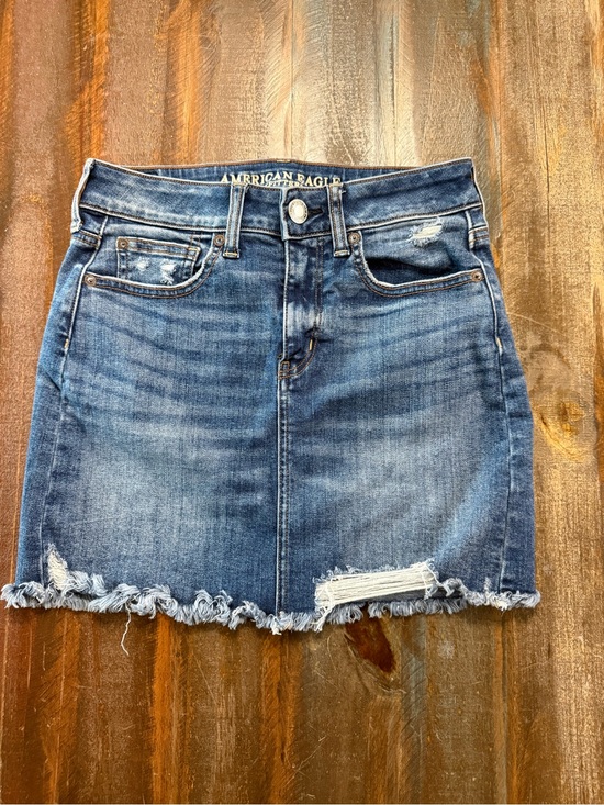 American Eagle Outfitters Dresses & Skirts - American Eagle Women’s SZ 2 Super Stretch X Distressed Denim Skirt w Raw Hem EUC